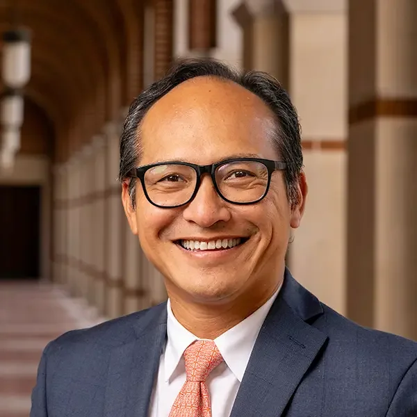 Portrait of Robinson Vu, Rice University, Assistant General Counsel